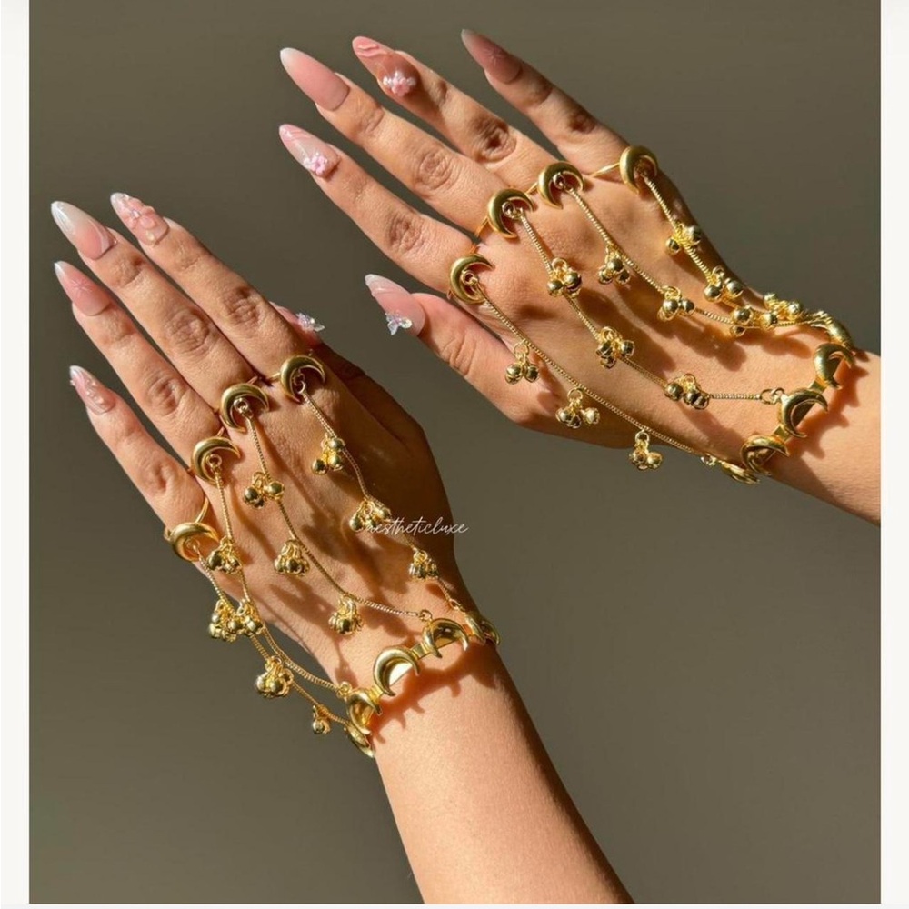 Gold Bridal Haath Phool Hand Chain - Gold Color